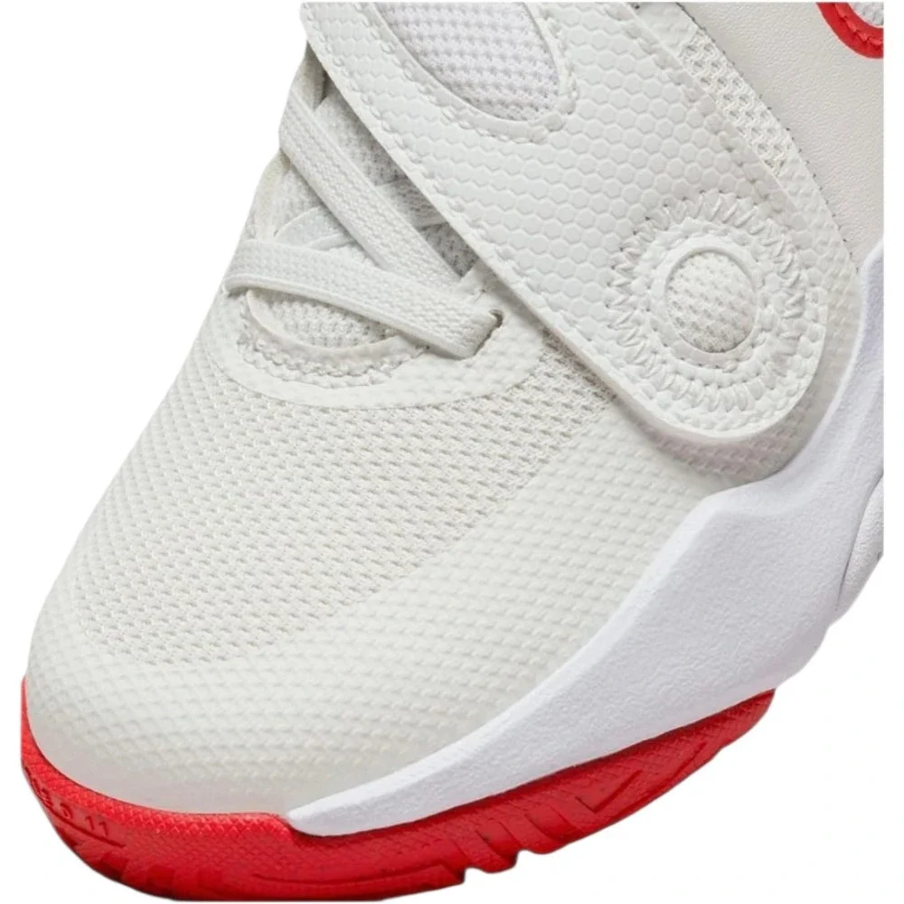 NIKE TEAM HUSTLE D 11 PRESCHOOL SIZE 13C‎ NEW COLOR WHITE RED